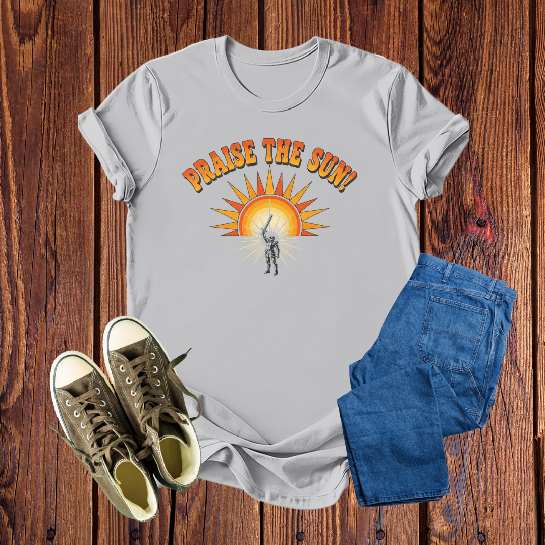 Camiseta Gamer Premium "Praise the Sun!" – Conforto Radiante, Estampa Exclusiva e Estilo Épico