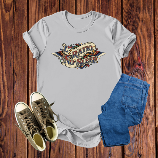Camiseta Premium 'L+Ratio No Sleep' - Estampa Exclusiva com Vibe Tatuagem Clássica, Confortável e Impressionante